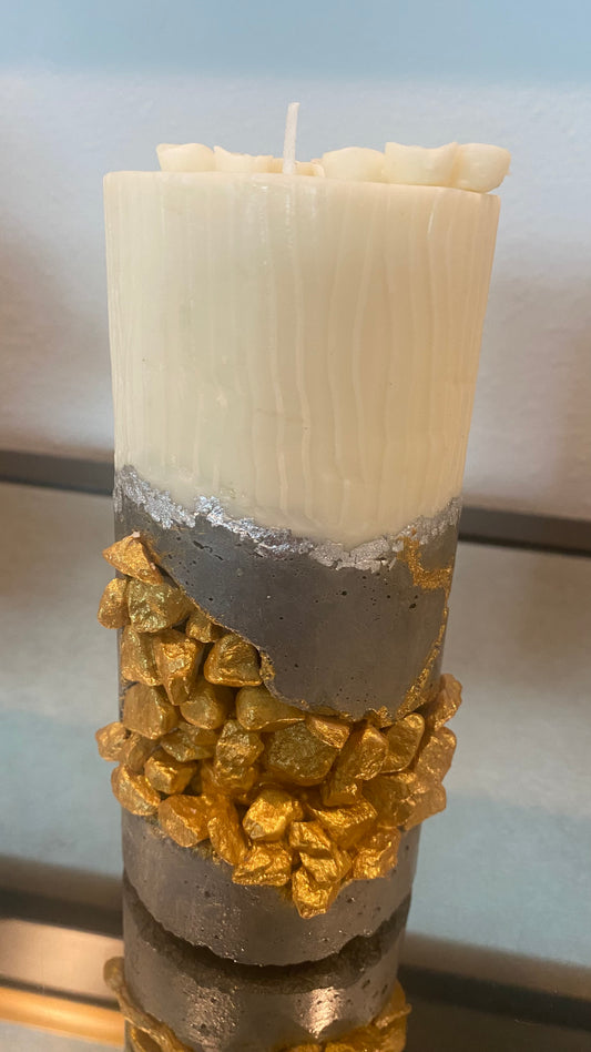 Golden Vein Art Candle